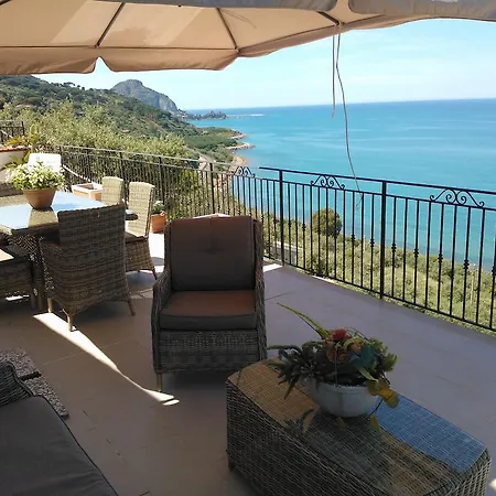 Plaia Degli Uccelli * Cefalù